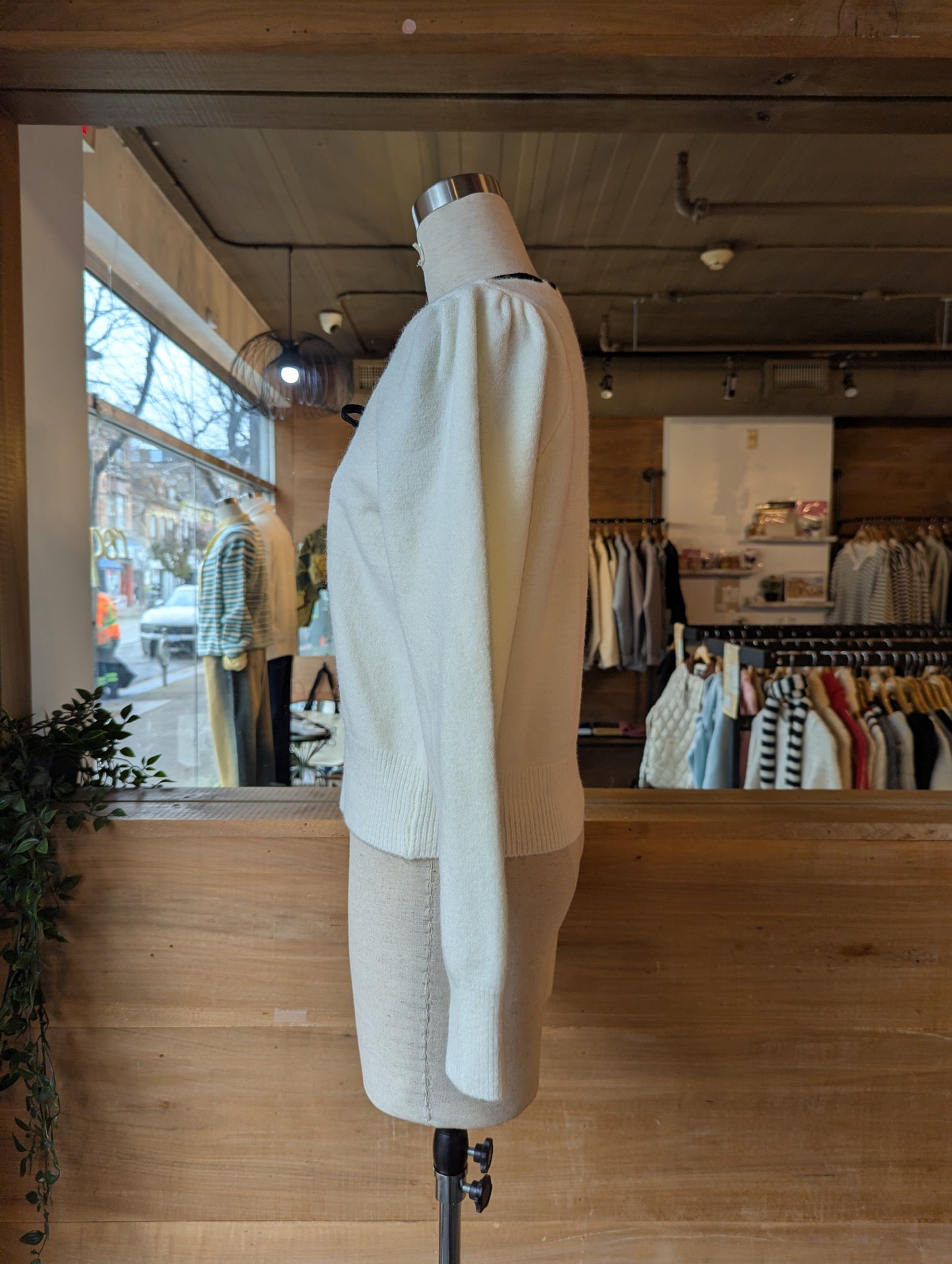 Contrast Trim Bow Cardigan