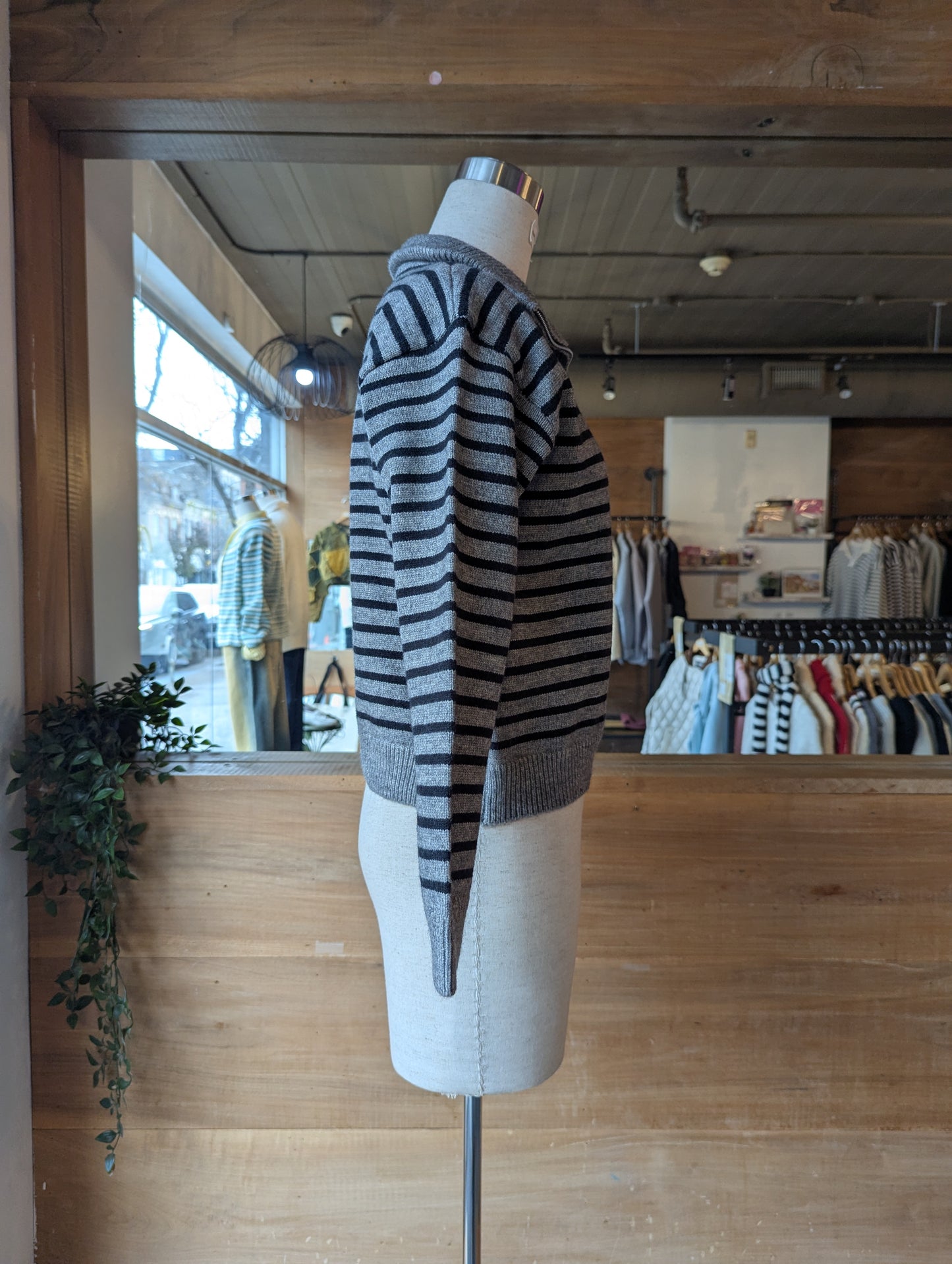 1/4 Zip cropped Sweater