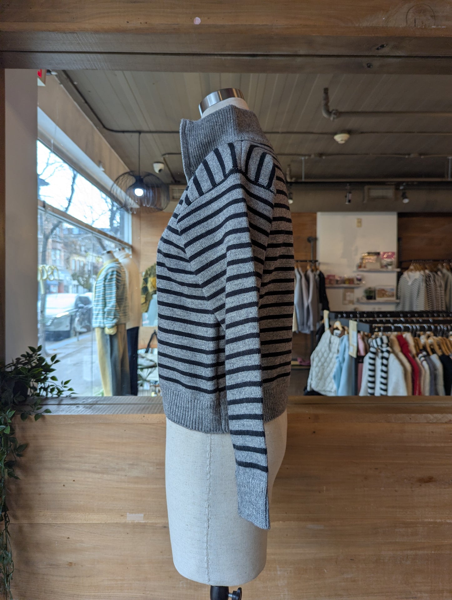 1/4 Zip cropped Sweater