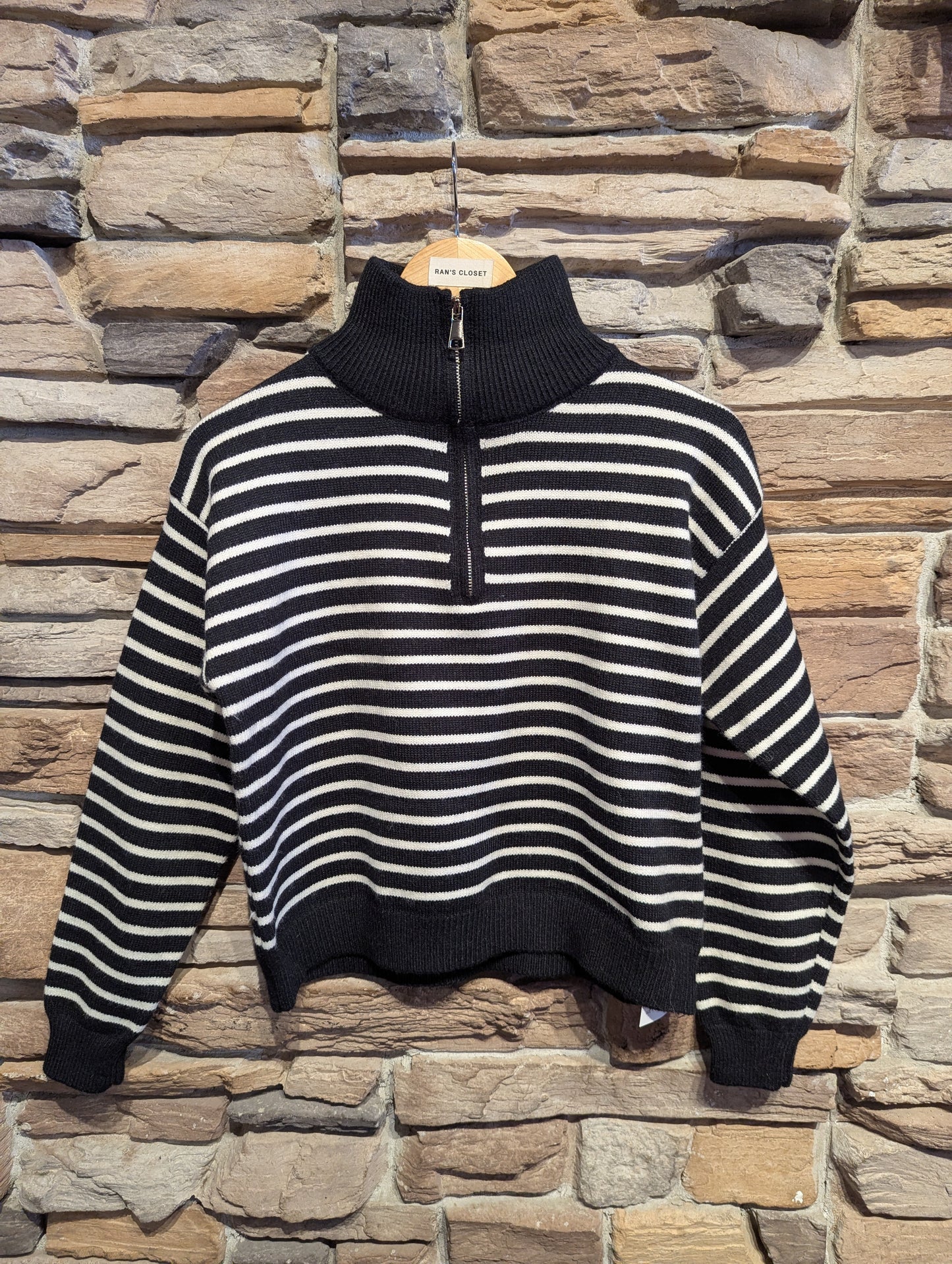 1/4 Zip cropped Sweater