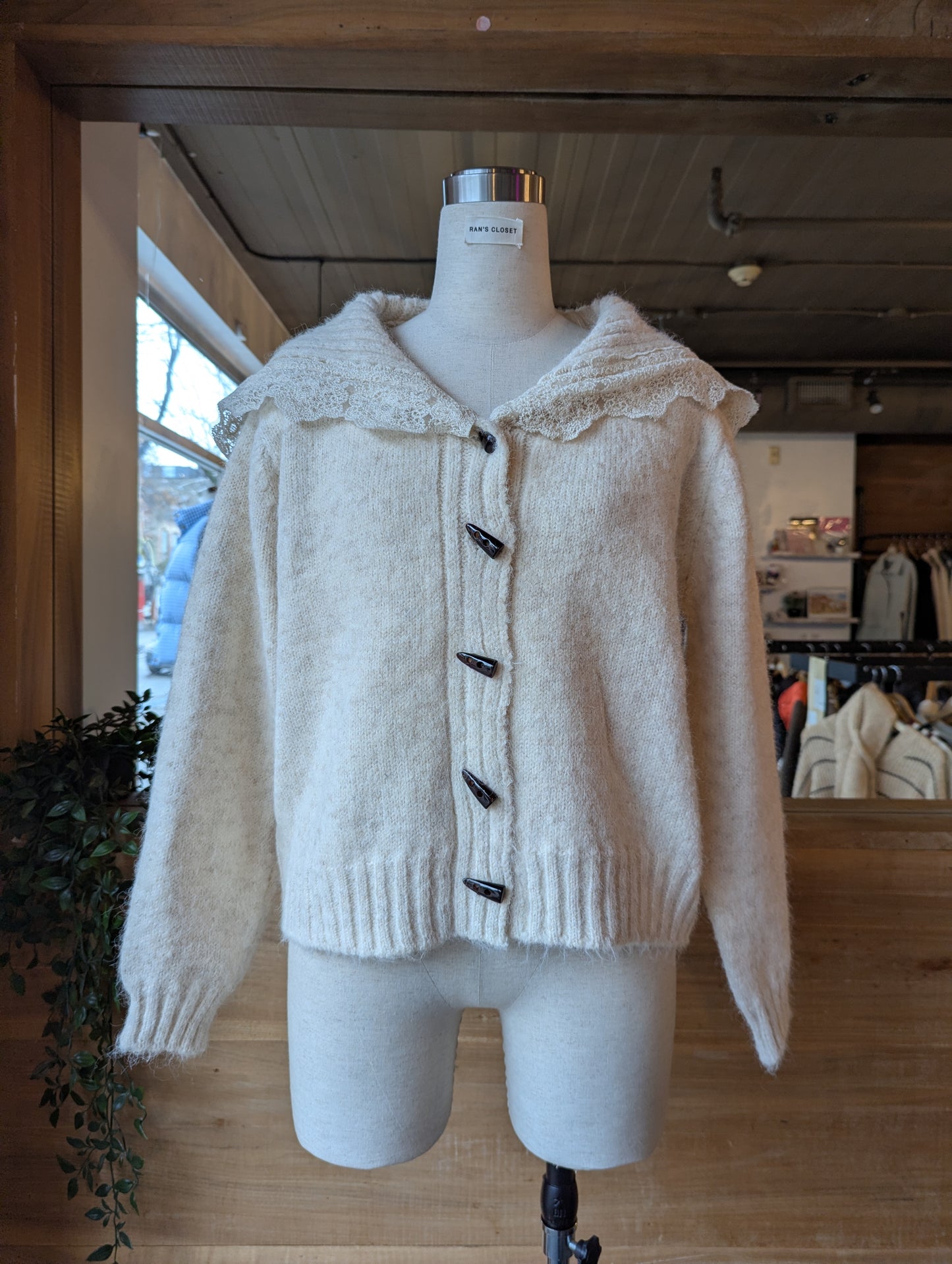 Ruffle Sailor Collar Cardigan