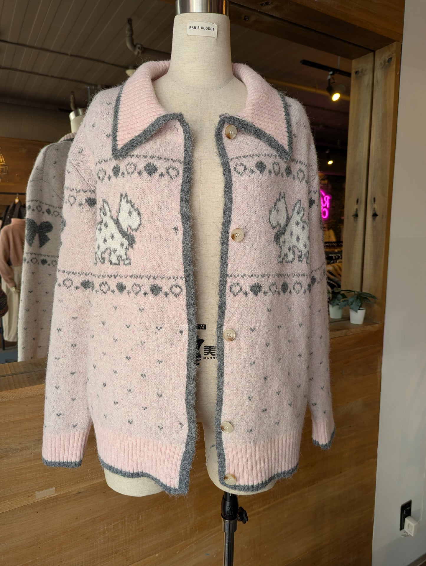 Dog Graphic Collared Knit Cardigan