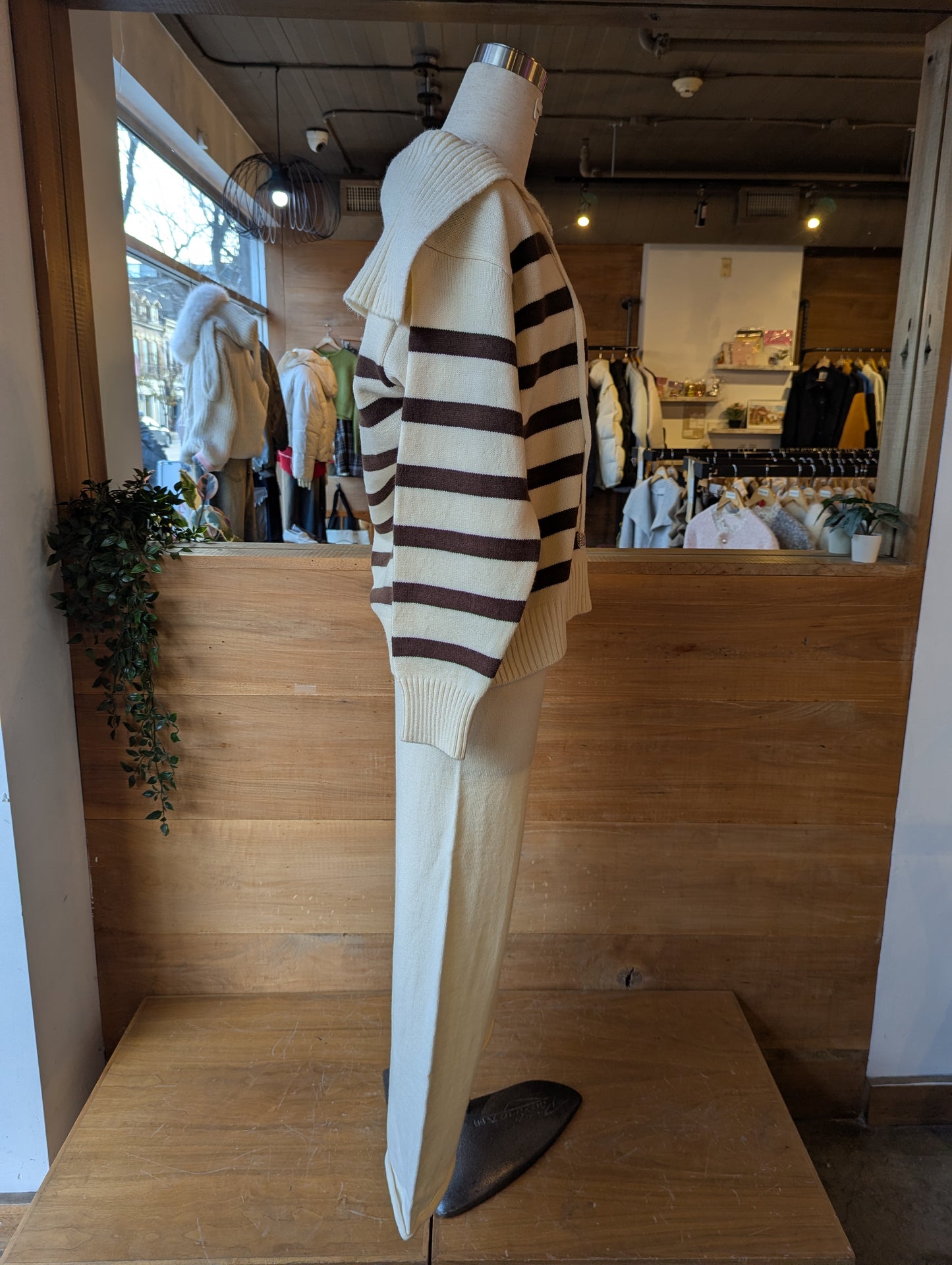 Knit Pants and Sailor Collar Sweater Set