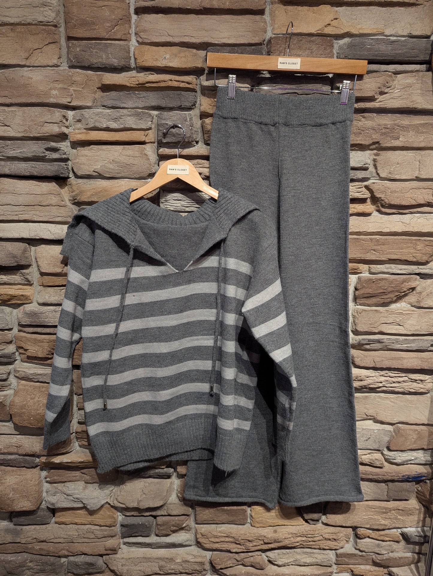 Knit Pants and Sailor Collar Sweater Set