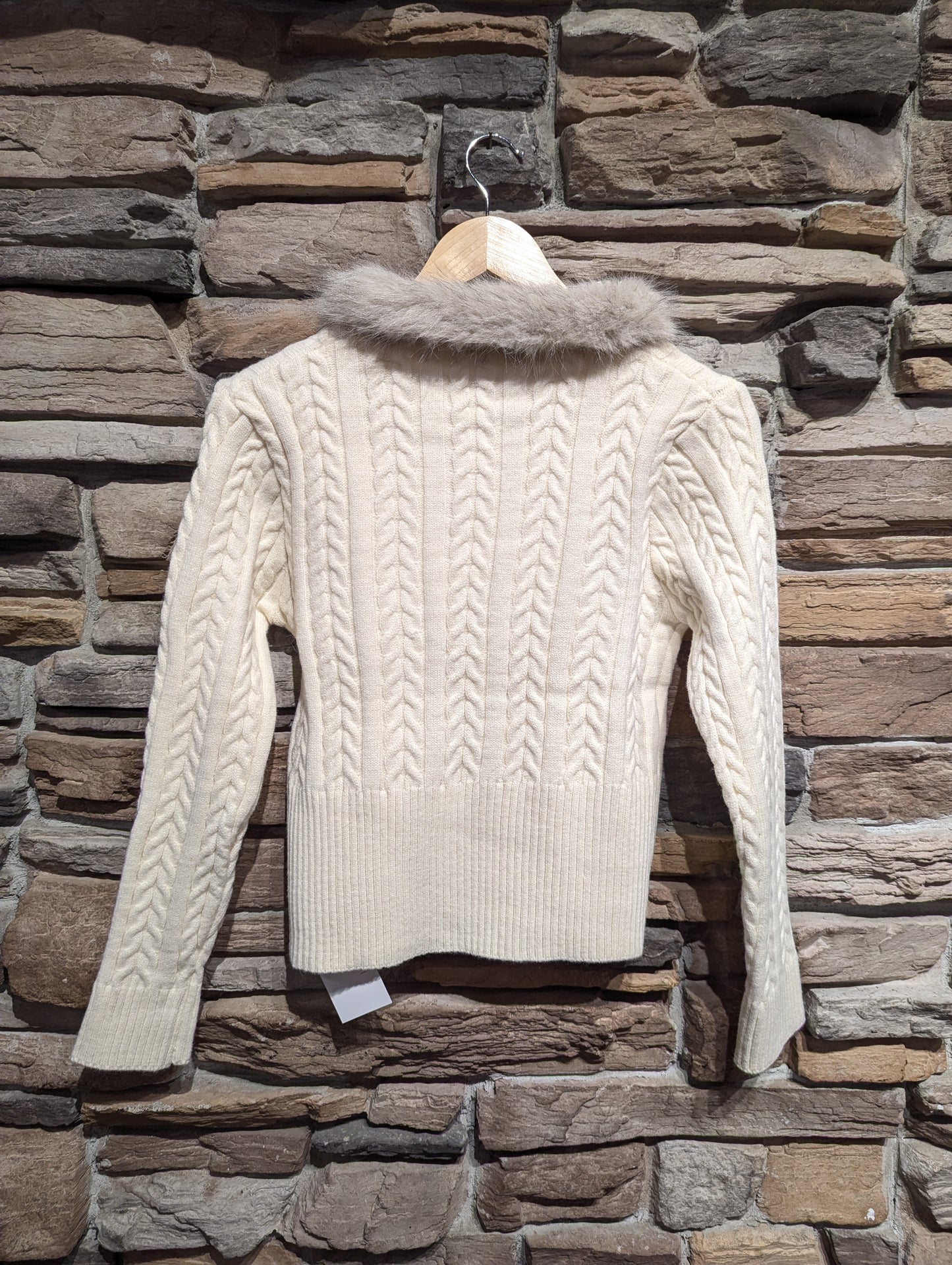 Fur trim Cable knit sweater