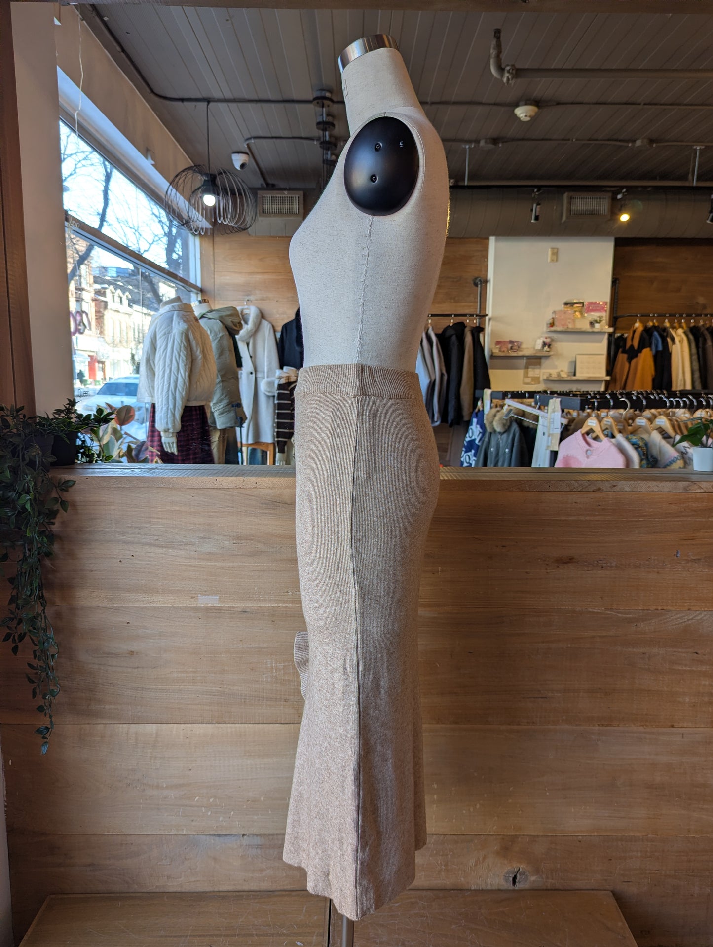 Front Ruffle Slit Knit Maxi Skirt