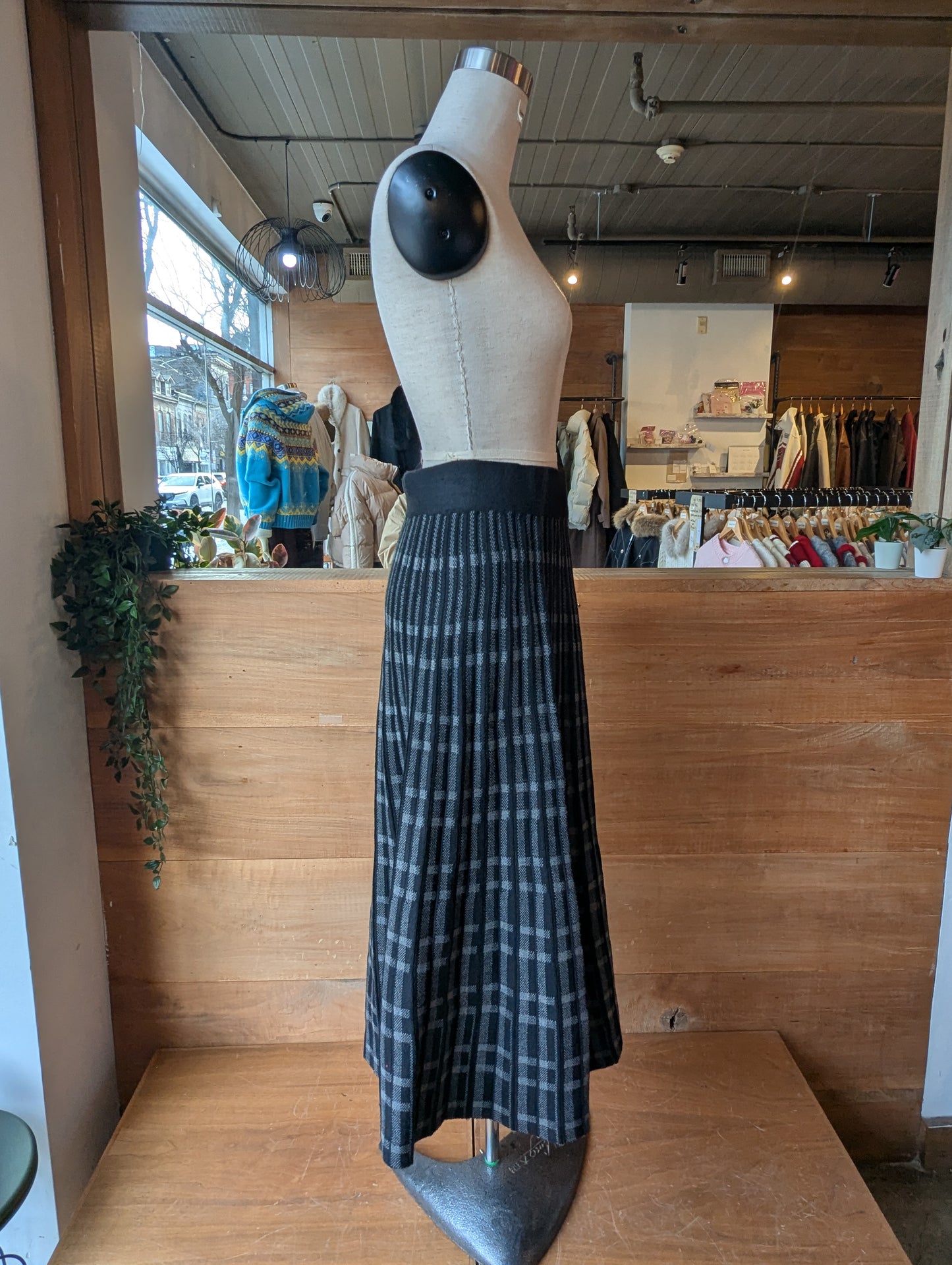 Knit Scholar Midi Skirt