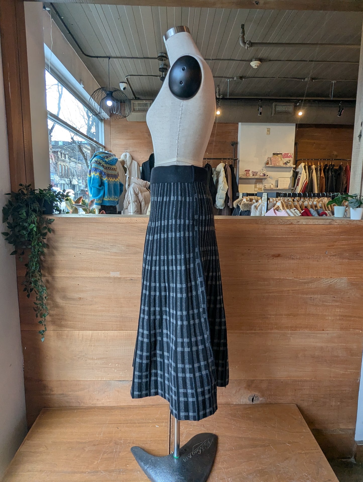 Knit Scholar Midi Skirt
