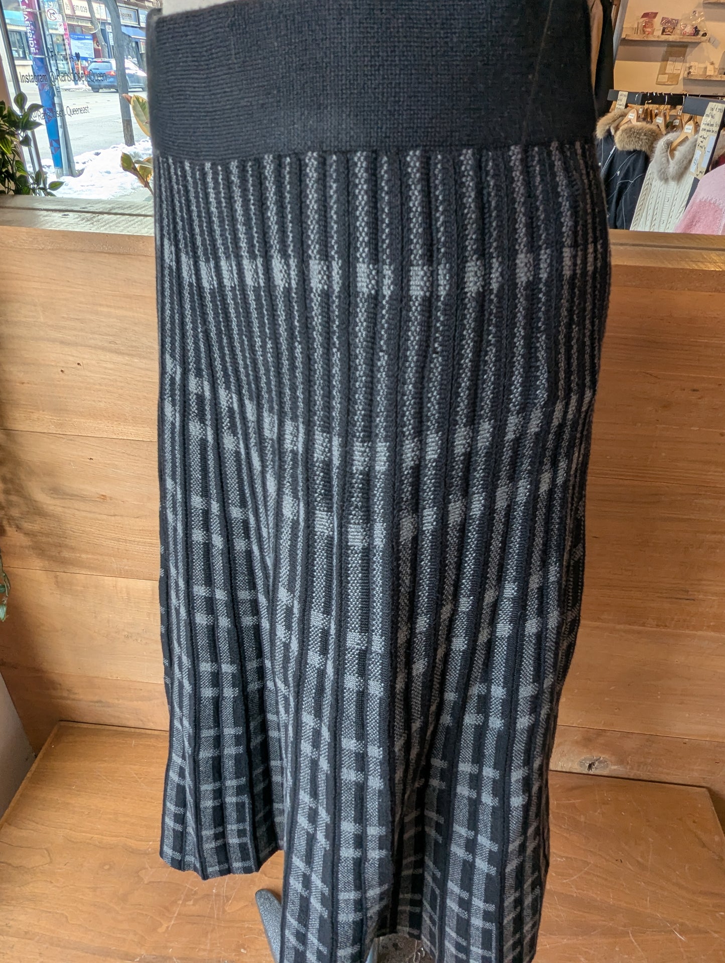 Knit Scholar Midi Skirt