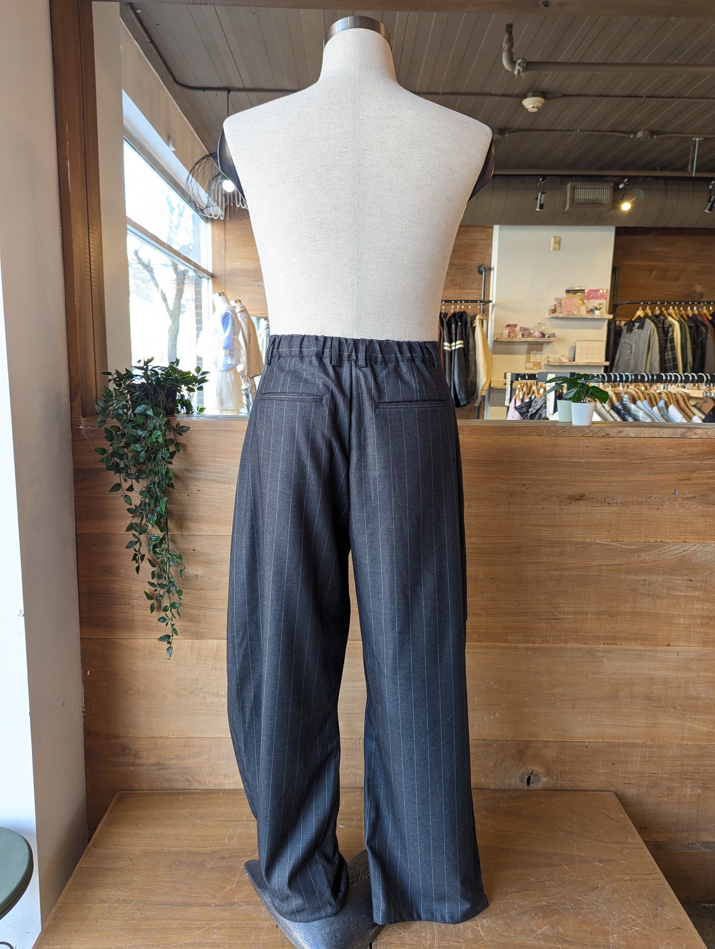Dapper Pleated Trouser