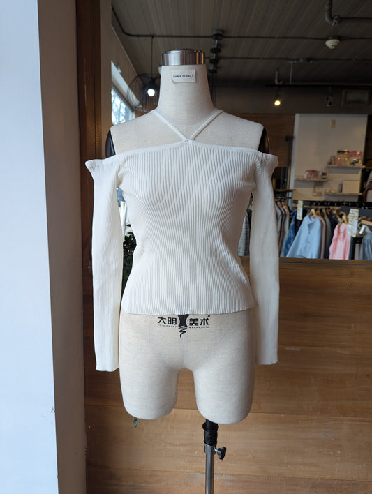 Off Shoulder Necklace Line Top