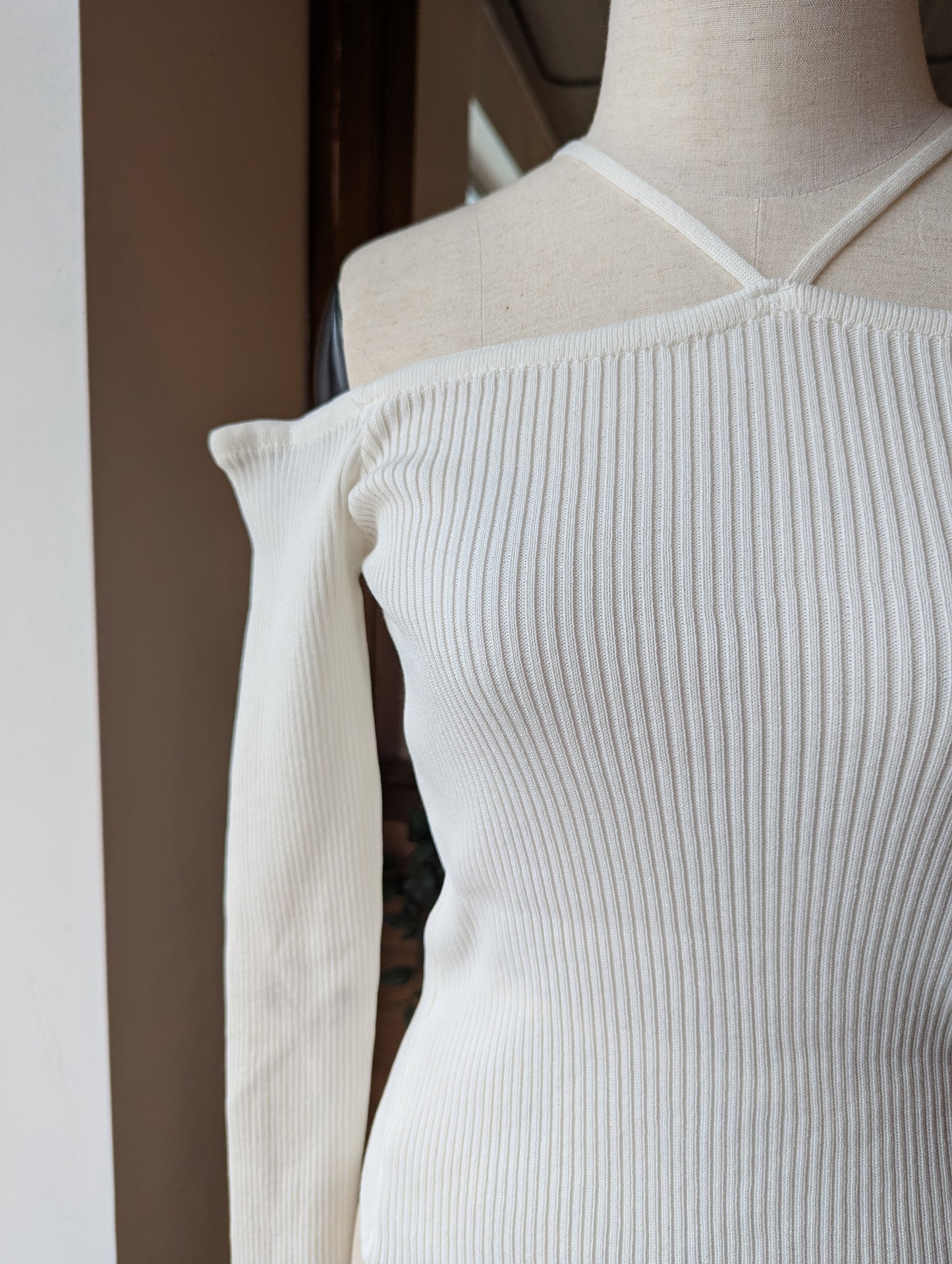 Off Shoulder Necklace Line Top
