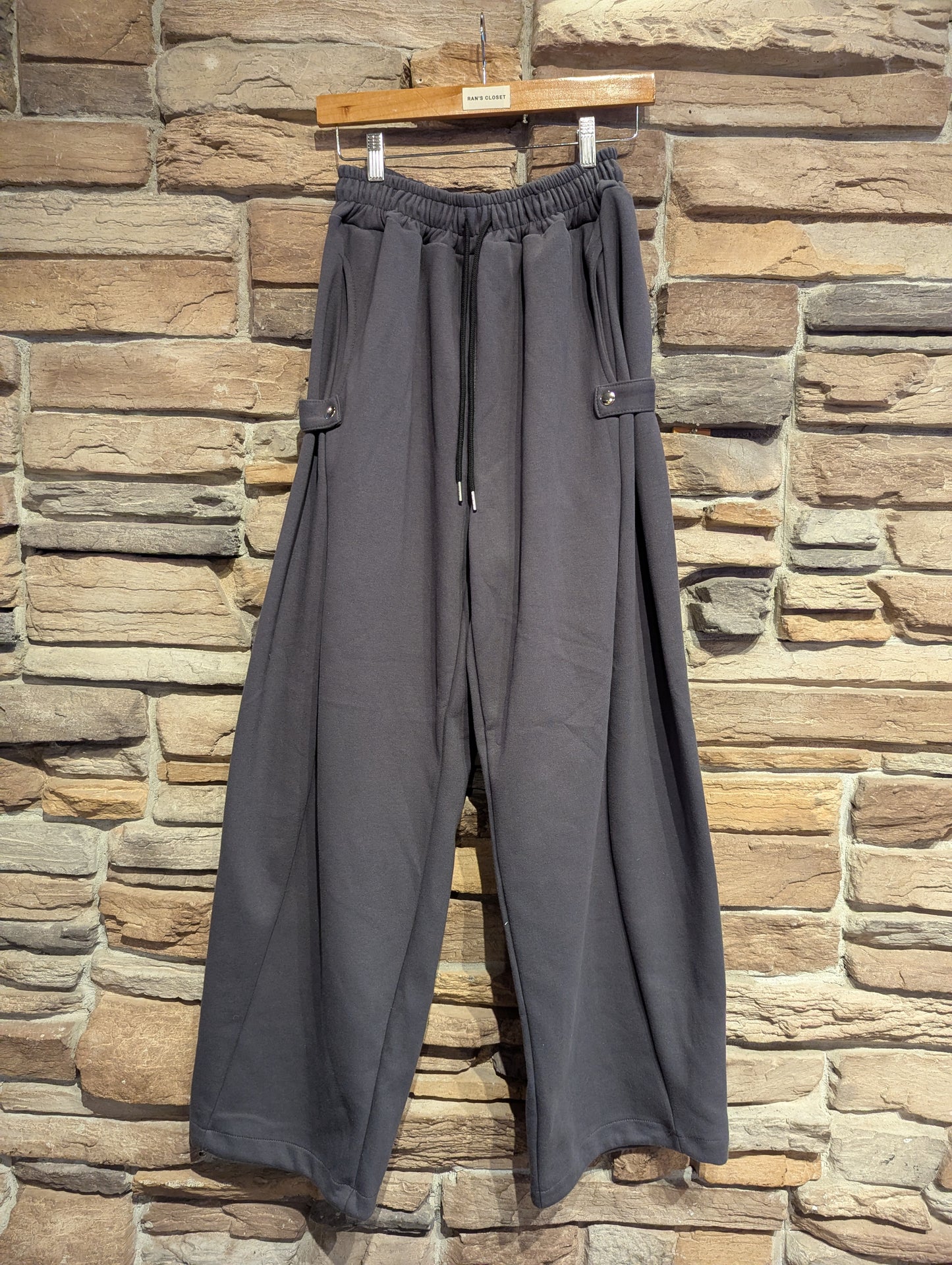 Lounge Around Side Snap Sweatpants