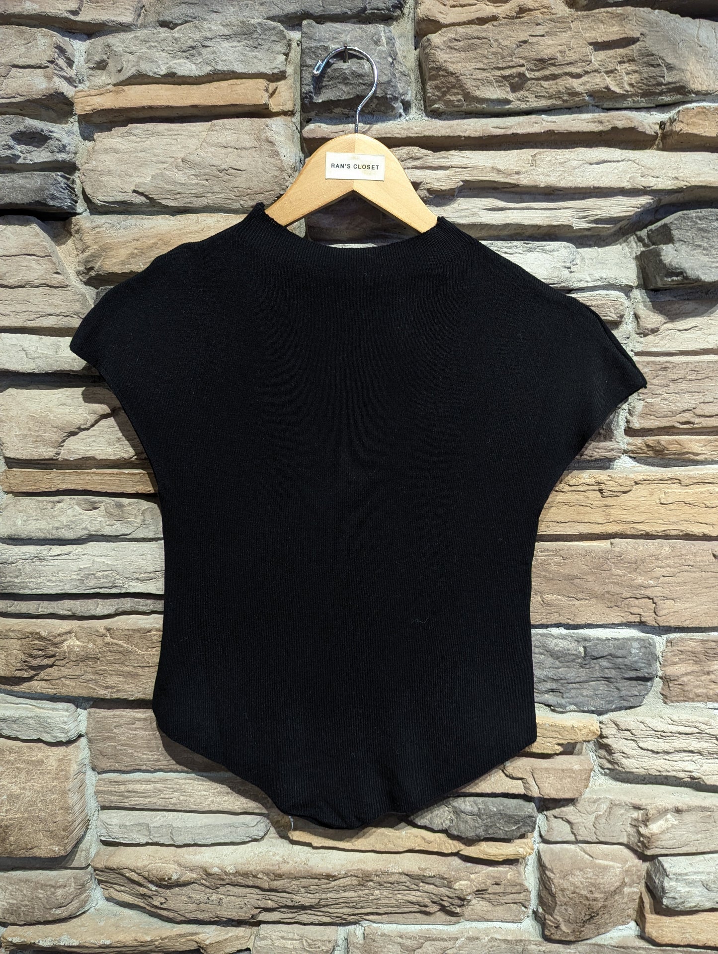 Soft Sculpt Mock neck Tee