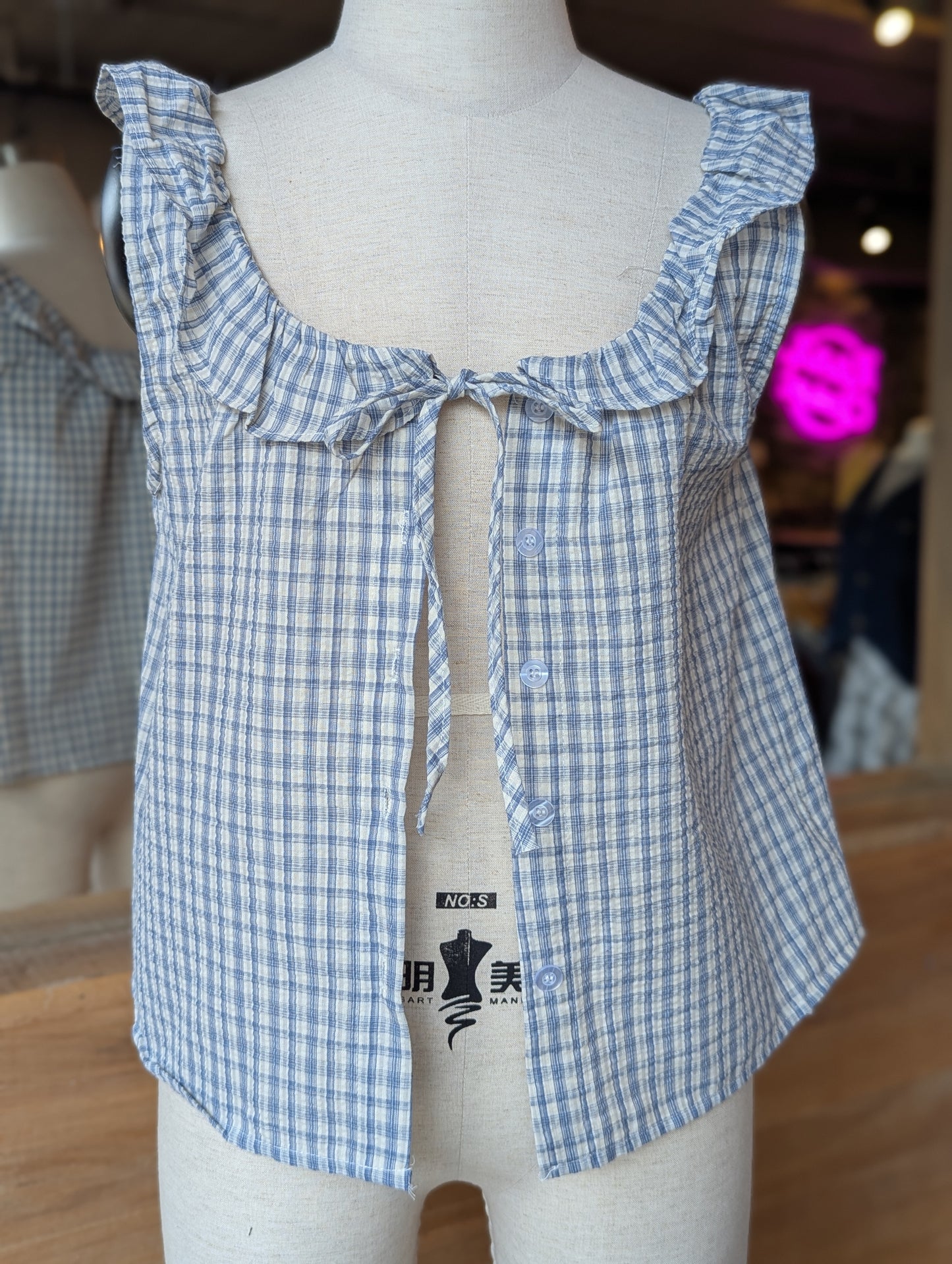 Countryside Tie Tank