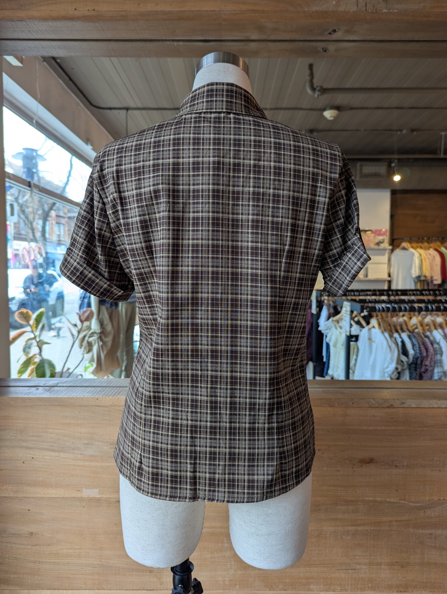 Crossbutton Café Top