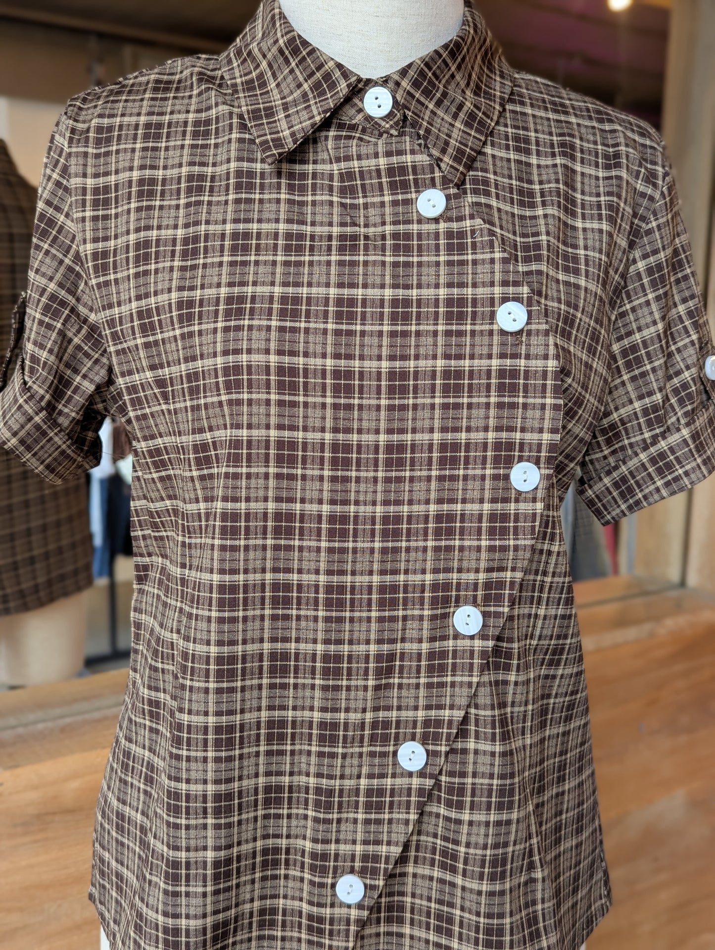 Crossbutton Café Top