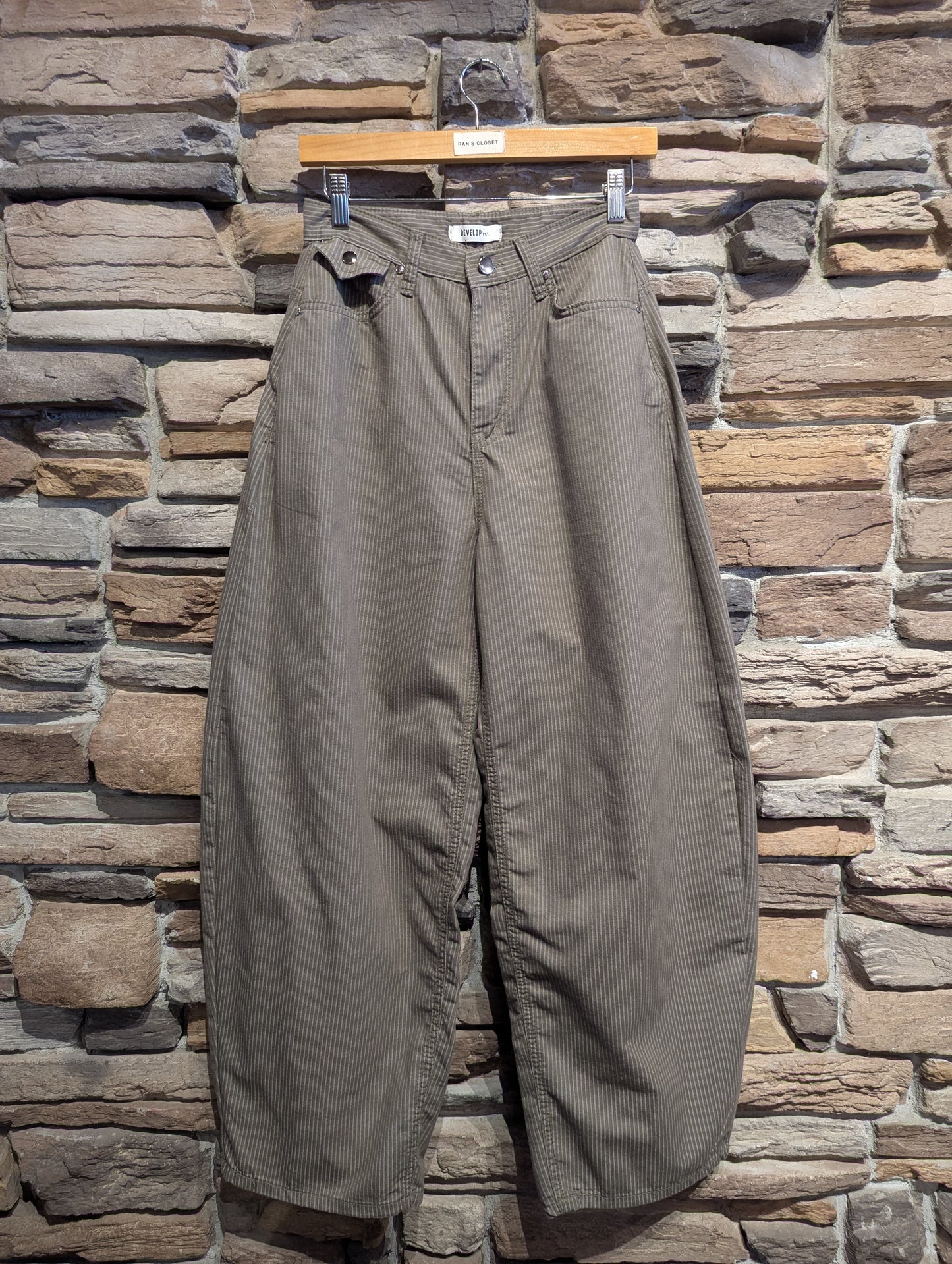 Nova Barrel Pants