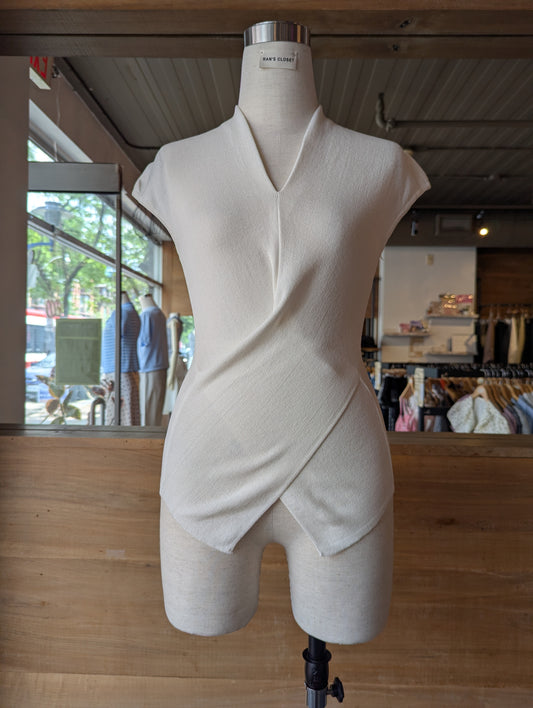 Minimal Sculpt Top
