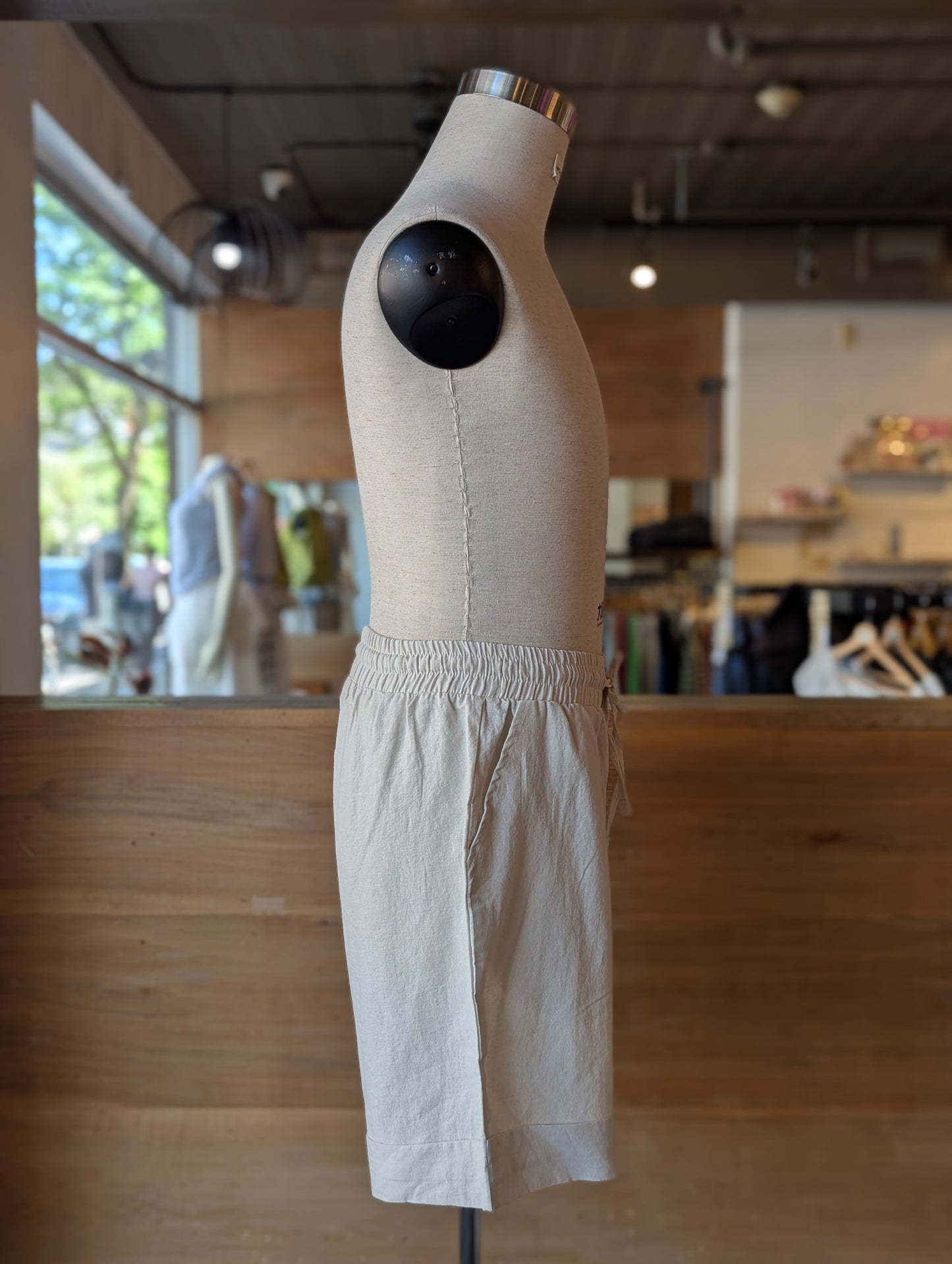 Weekend Ease Linen Shorts