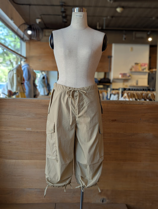 Scout Utility Cargo Capri Pants