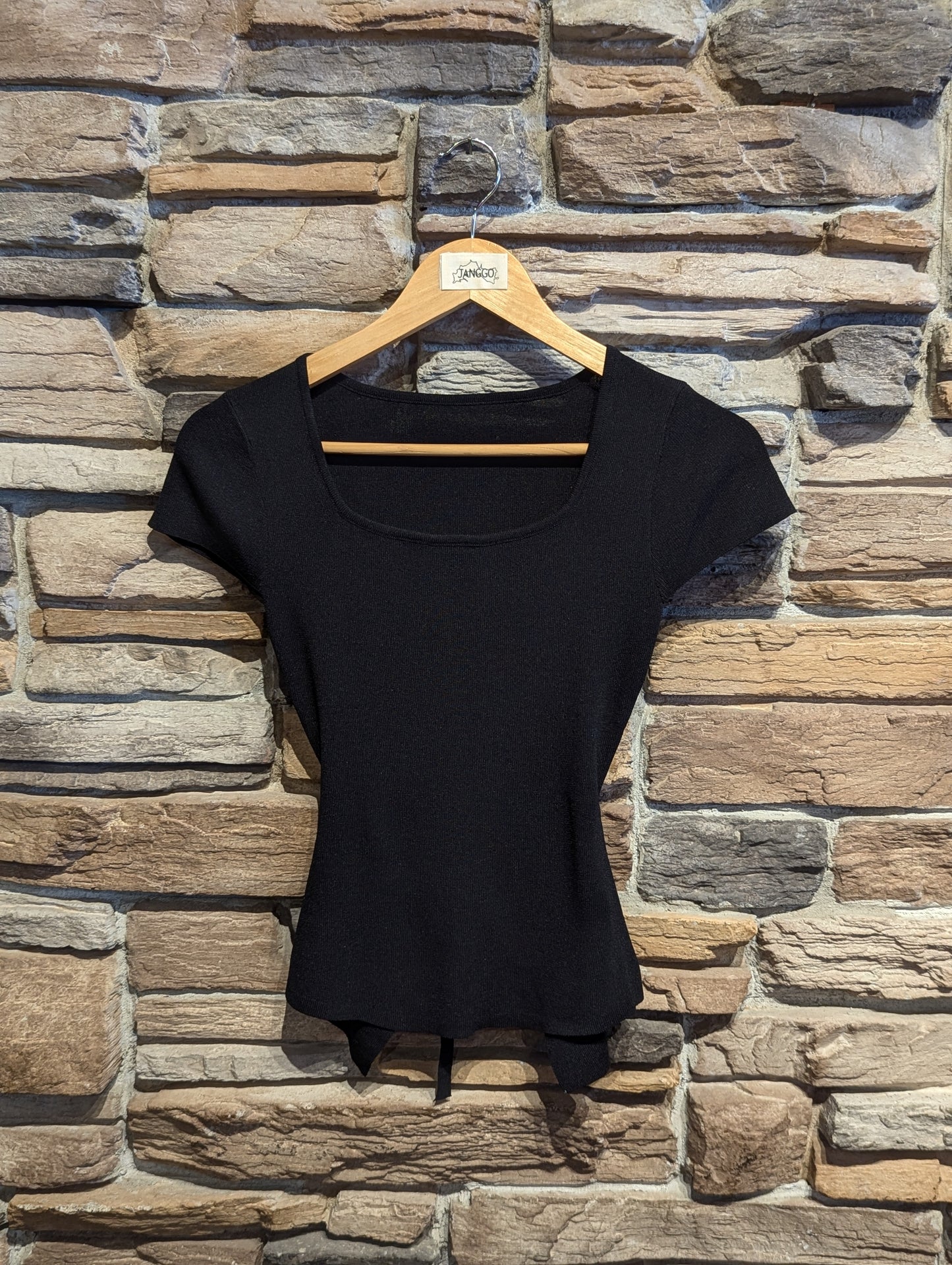 Secret Kiss Back-Tie Top