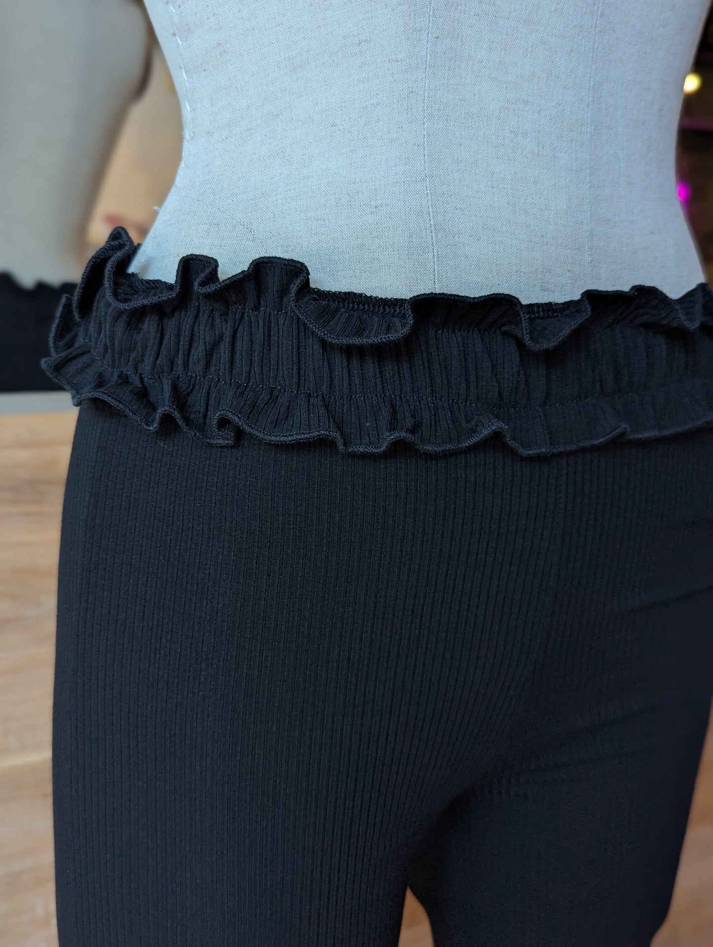 Ruffle Baby Capri