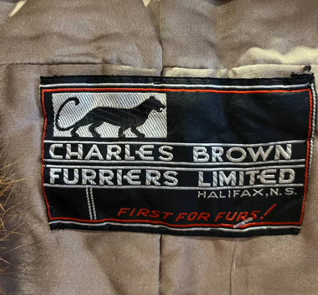 Vintage Charles Brown Furriers Limited Genuine Brown Mink Shall