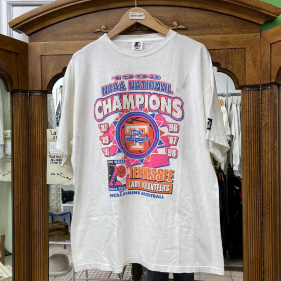 Vintage 1998 NCAA Champions Tennessee Lady Volunteers T-Shirt