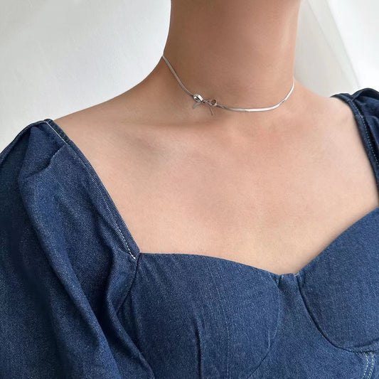 Silver Bow Choker Necklace
