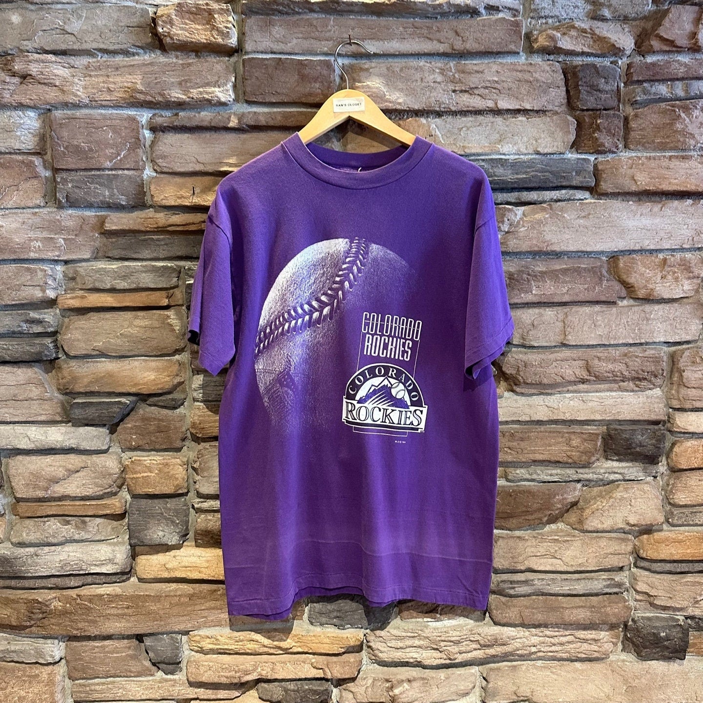 Vintage Purple Colorado Rockies Baseball Team T-Shirt | Vintage T-shirt | MLB | American Baseball | Colorado | Men's Size M | STQ-3059