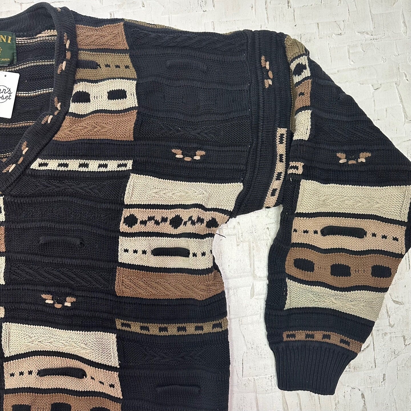 Vintage Tosani Beige and Black 3D Printed Sweater | Vintage Sweater| Vintage Coogi Like Sweater | Patterned Sweater | SKU M-3566 |