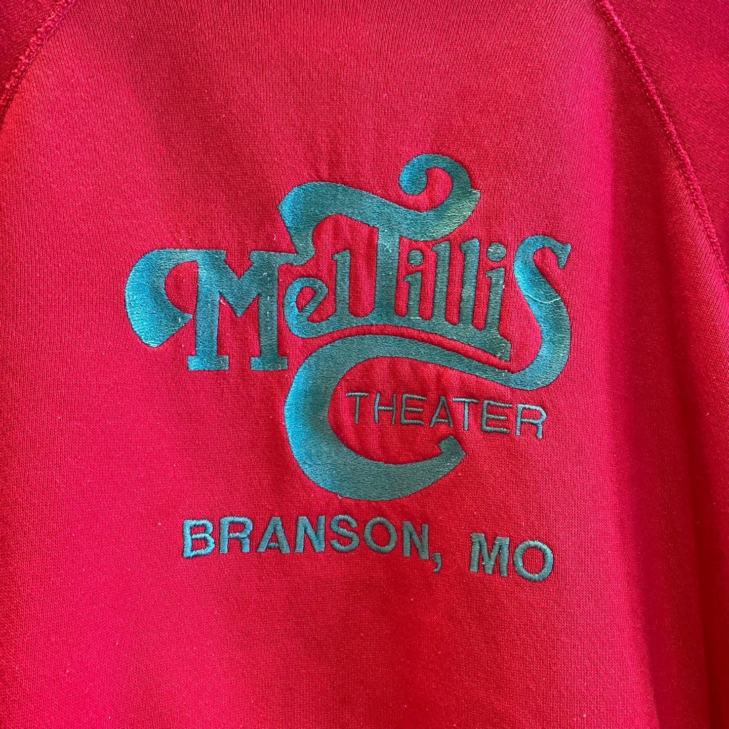 Vintage "Mel Tillis Theater" Magenta Pullover Sweatshirt | Vintage Sweatshirt | Branson Missouri | Country Singer | Size M | SKU: NPQ-2019