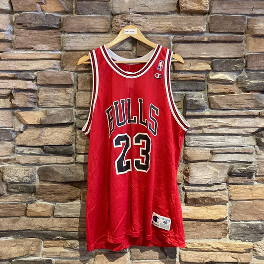 Vintage Chicago Bulls Red #23 Michael Jordan Basketball Jersey | Vintage Jersey | NBA | Champion Brand | Men's Size 48 | SKU:NPQ-2087