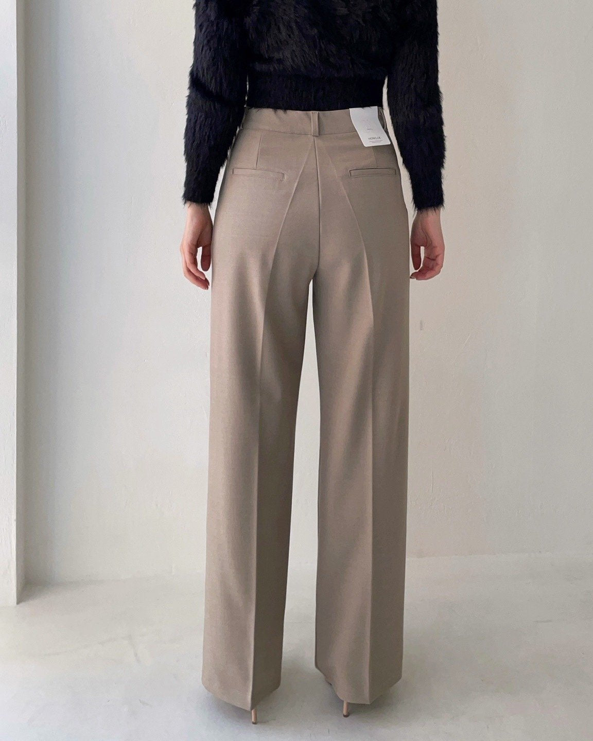 Mid-rise straight leg pants