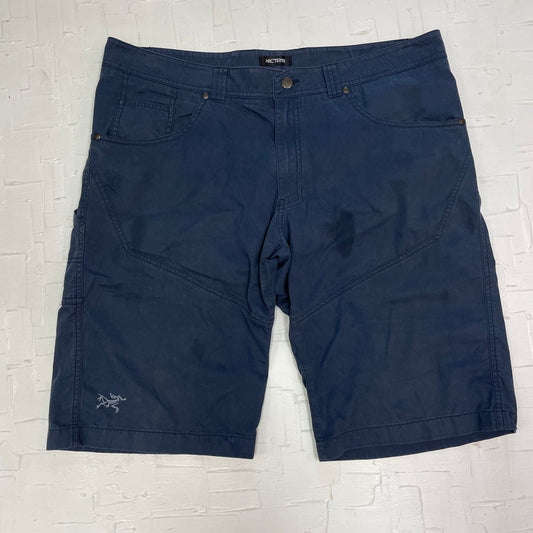 Arc'yterx Navy Blue Relaxed Fit Mens Shorts | Arc'yterx | Sports Wear | Men's Shorts | Summer Shorts | Navy Blue | Waist 38 | SKU: M-1445