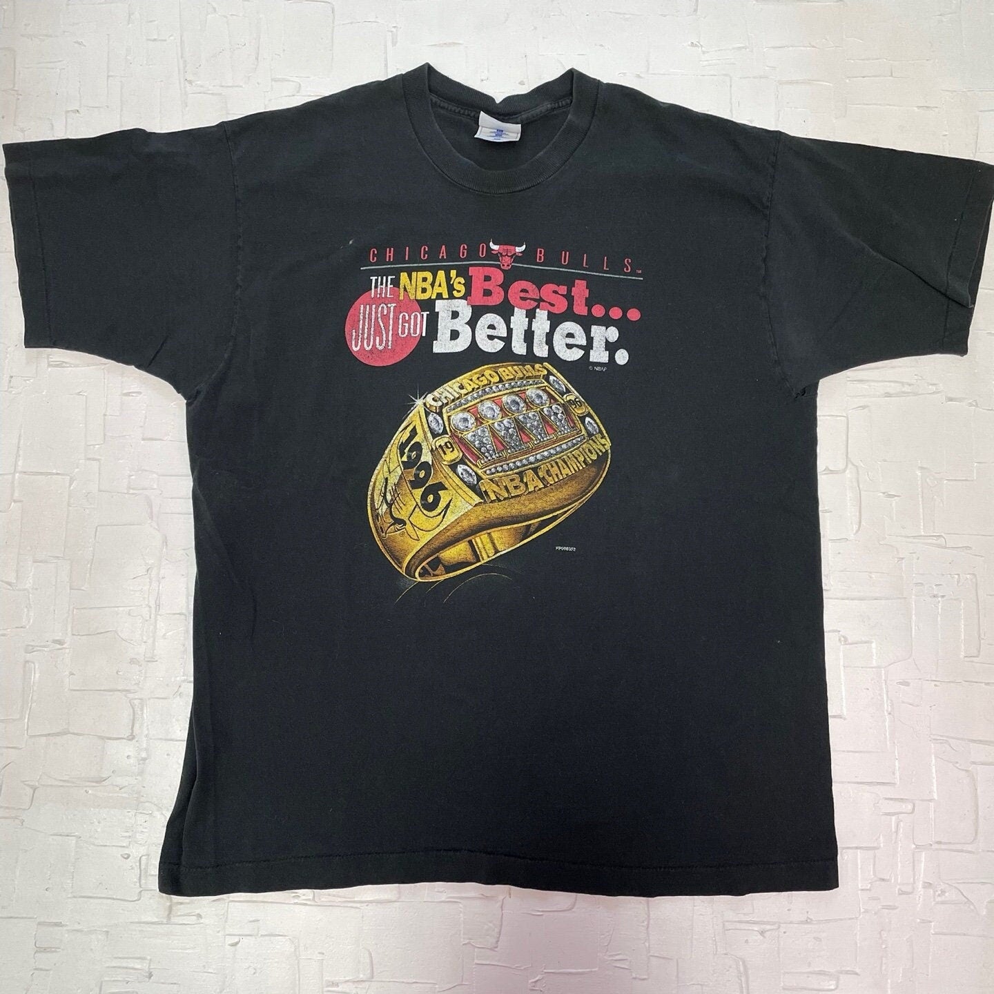 Vintage Pro Layer NBA Chicago Bulls "Best Just Got Better" 1996 Champions Graphic T-Shirt | Vintage T-Shirt | Size XL | SKU: M-1606