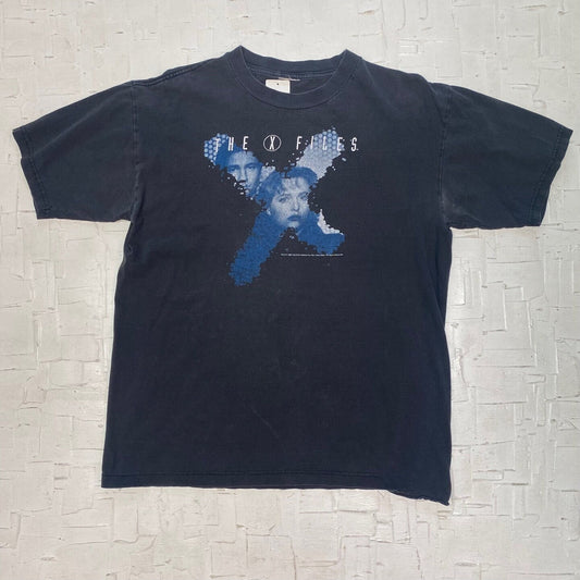 1995 Vintage "The X Files" Television Graphic T-Shirt | Vintage Graphic T-Shirt | The X Files | Twentieth Century Fox | SKU M- 2130 |