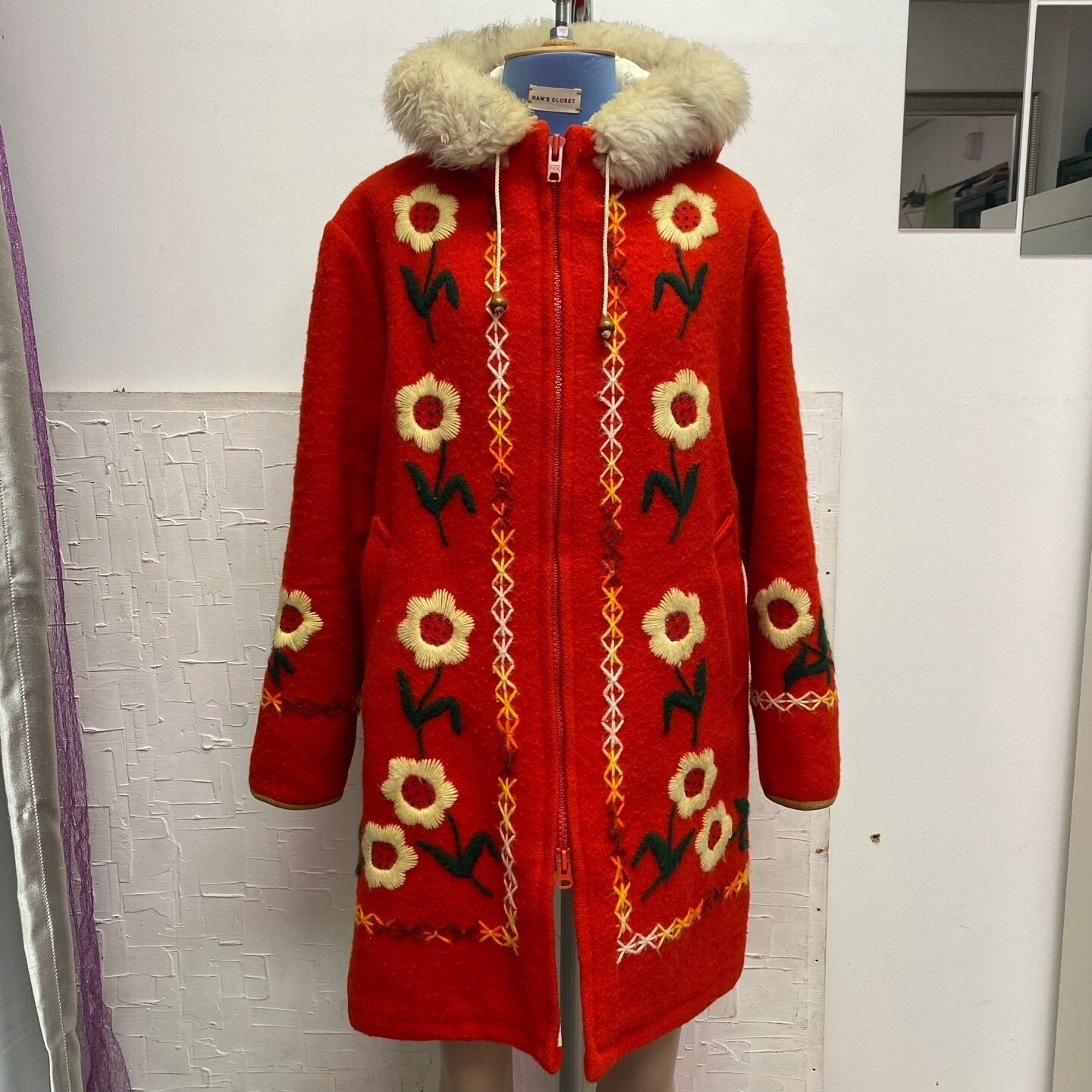 Vintage Ruby Red Hudson's Bay Wool Parka with Fur Lined Hood | Vintage Winter Parka | Flower Pattern | Quilted Lining | 100% Wool | M-3068
